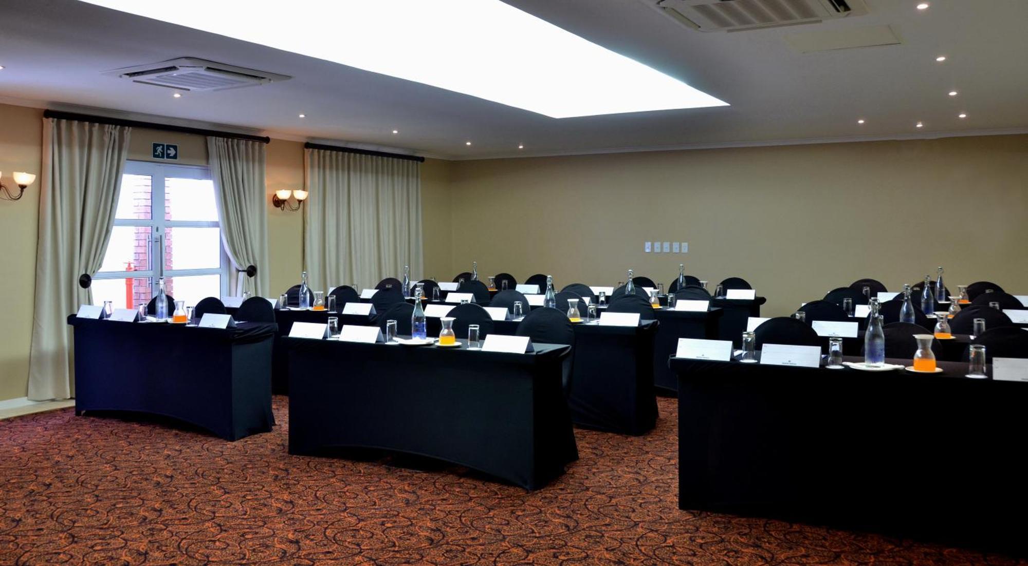 Protea Hotel By Marriott Nelspruit Mbombela Exterior foto