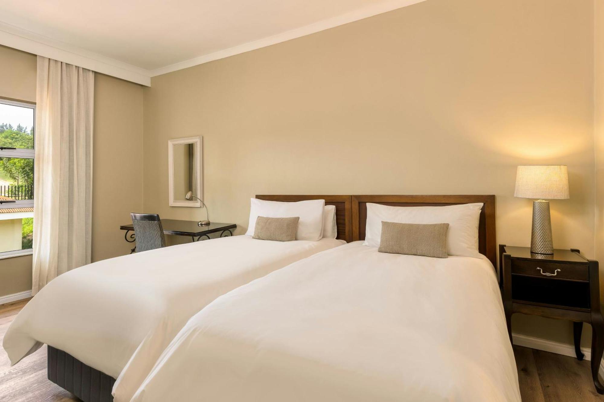 Protea Hotel By Marriott Nelspruit Mbombela Exterior foto
