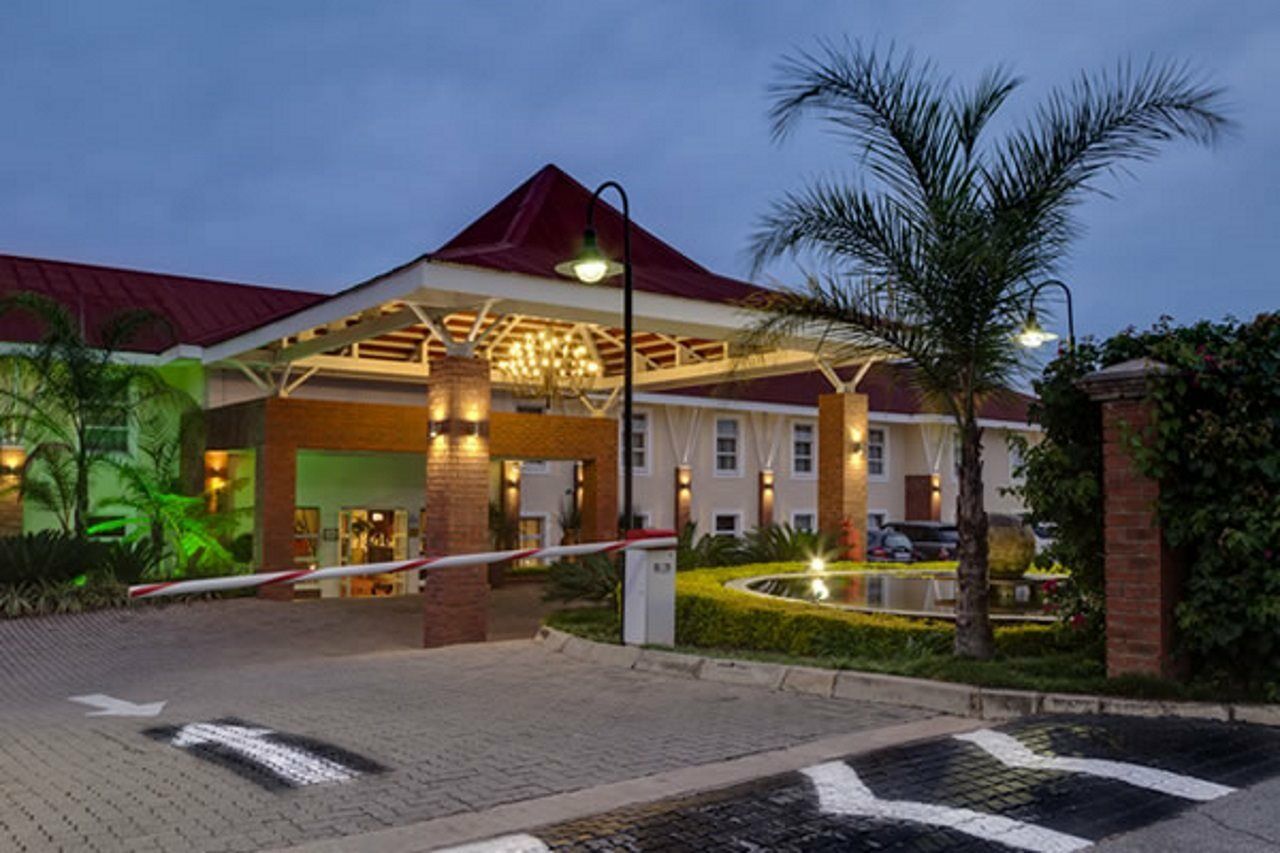 Protea Hotel By Marriott Nelspruit Mbombela Exterior foto
